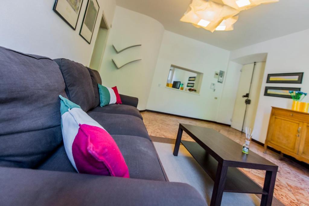 Le Residenze Del Conte Agudio Apartment Malgrate Ruang foto